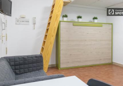 Estudio en alquiler en Embajadores, Madrid