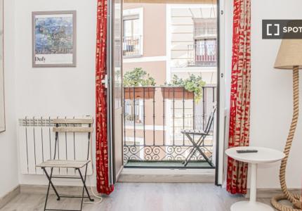 Estudio en alquiler en Palacio, Madrid