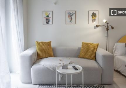 Estudio en alquiler en Universidad, Madrid