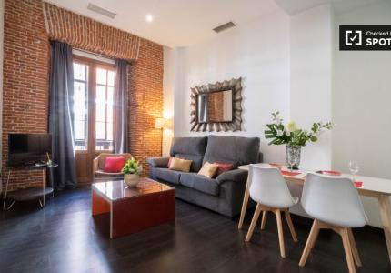 Estudio en alquiler en Universidad, Madrid