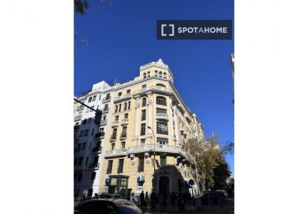Apartamento de 3 dormitorios en alquiler en Goya, Madrid
