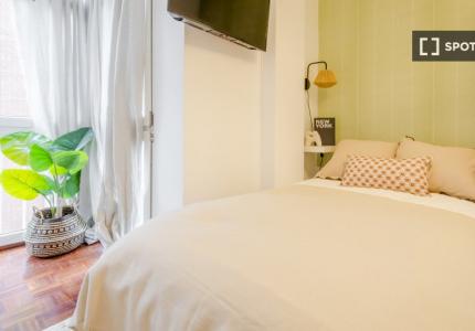Se alquila habitación en piso compartido en Madrid