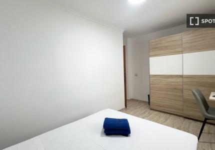 Se alquila habitación en Vega de San José, Las Palmas.