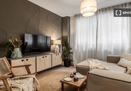 Piso de 3 dormitorios en alquiler en Trafalgar, Madrid