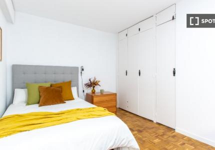 Se alquila habitación en piso compartido de 10 habitaciones, Estrella