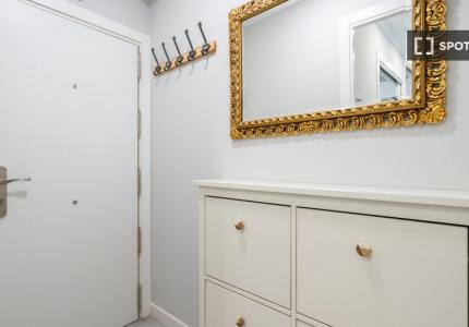 Apartamento de 2 dormitorios en alquiler en Aluche, Madrid