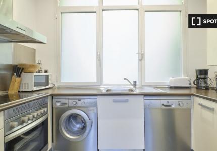 Apartamento de 3 dormitorios en alquiler en Palacio, Madrid