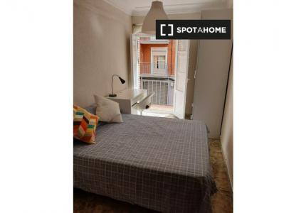 Habitación en piso compartido en alquiler en Zaragoza