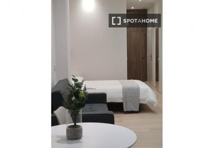 Estudio en alquiler en Marxalenes, Valencia