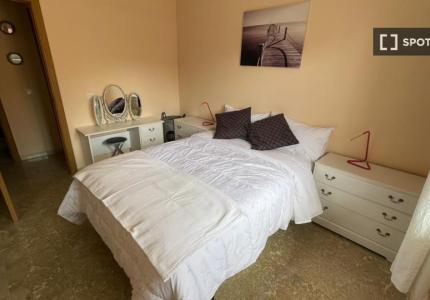 Habitación en piso compartido de 3 habitaciones en alquiler, Can Pastilla