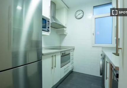 Piso de 2 dormitorios en alquiler en Santander