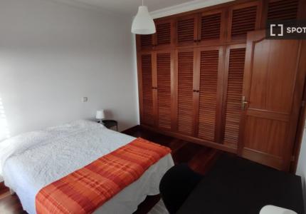 Habitaciones en alquiler en casa de 6 habitaciones en Tarifa Alta