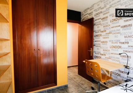 Habitación en piso compartido en alquiler en Alcalá de Henares
