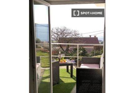 Piso de 2 habitaciones en alquiler en Vigo, Pontevedra.