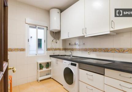 Piso de 4 habitaciones en alquiler en San Isidro, Madrid