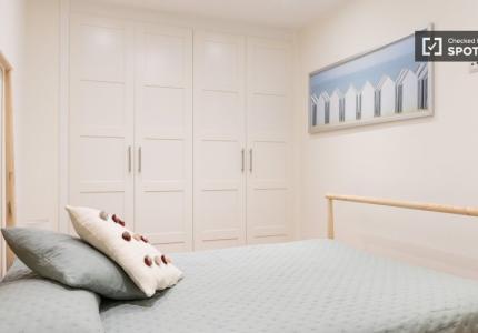 Apartamento de 2 dormitorios en alquiler en Zofío, Madrid
