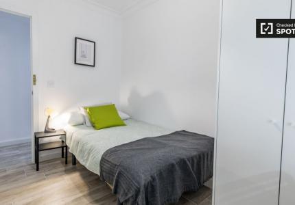 Se alquila habitación doble, apartamento de 5 dormitorios, L’Olivereta