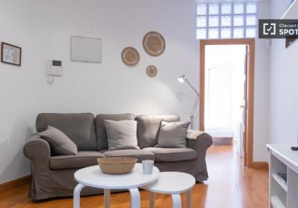 Apartamento de 1 dormitorio en alquiler en Cortes, Madrid