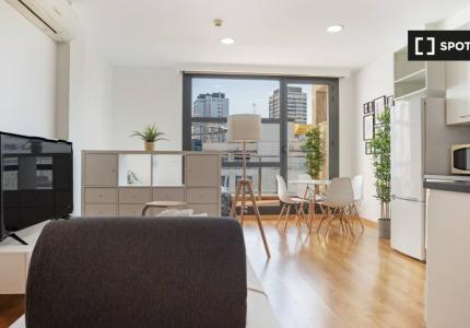 Estudio en alquiler en Sanchinarro, Madrid