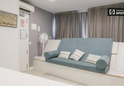 Estudio en alquiler en Trafalgar, Madrid