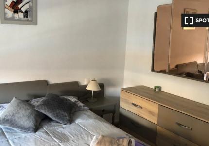 Habitación en piso compartido de 4 habitaciones, Alicante