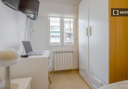 Se alquila habitación en piso compartido en Madrid