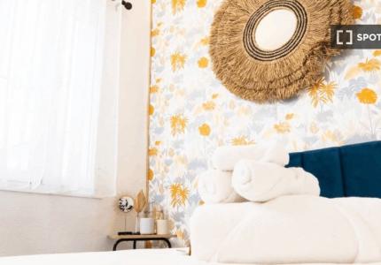 Habitación en piso compartido en madrid.