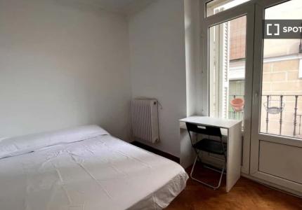 Habitación en piso compartido en alquiler en Palacio, Madrid