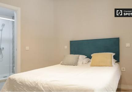Habitación en piso compartido de 5 habitaciones en Getafe, Madrid