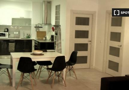 Piso de 2 dormitorios en alquiler en Alicante