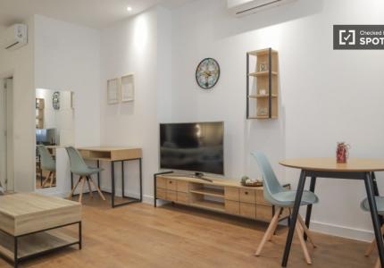 Estudio en alquiler en Zofío, Madrid.