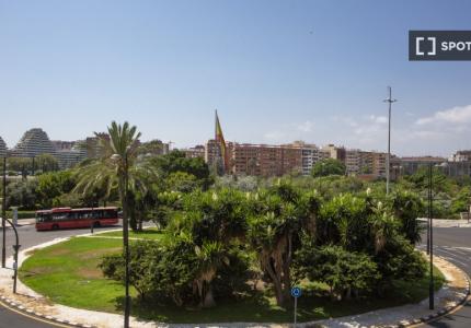 Piso de 3 habitaciones en alquiler en Penya-Roja, Valencia