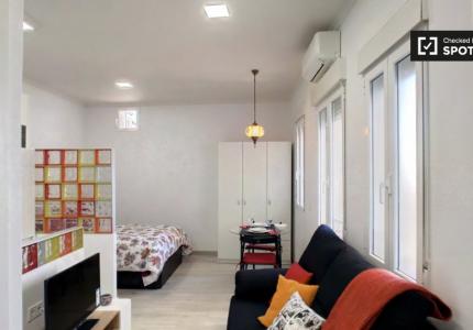 Moderno estudio en alquiler en Lavapiés, Madrid