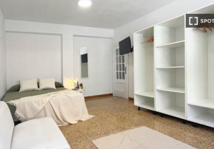 Habitación en piso compartido en alquiler en Burjassot, Valencia