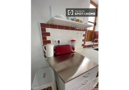 Apartamento de 1 dormitorio en alquiler en Alicante