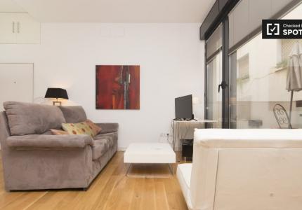 Apartamento de 1 dormitorio en alquiler en Guindalera