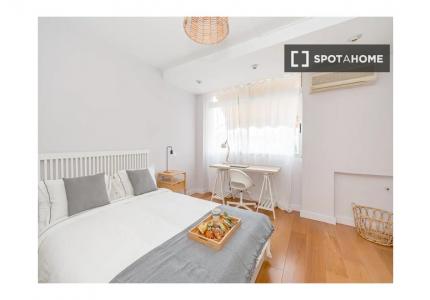 Habitación en piso compartido en alquiler en Estrella, Madrid