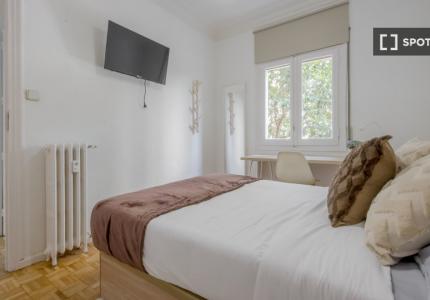 Se alquila habitación en piso compartido en Madrid