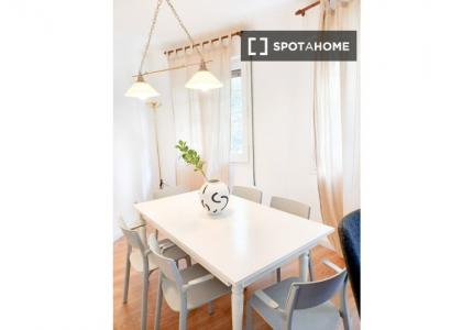 Apartamento de 3 dormitorios en alquiler en Barcelona