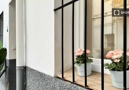 Piso de 1 dormitorio en alquiler en Bellas Vistas, Madrid.
