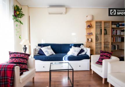 Elegante apartamento de 1 dormitorio en alquiler en Tetuán, Madrid