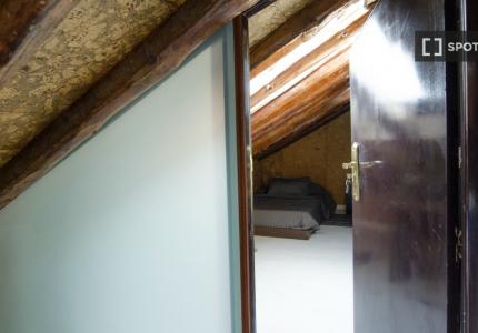 Habitaciones en apartamento de 5 dormitorios en Retiro, Madrid