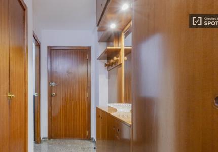 Habitación en piso compartido, Camí Fondo, Valencia.