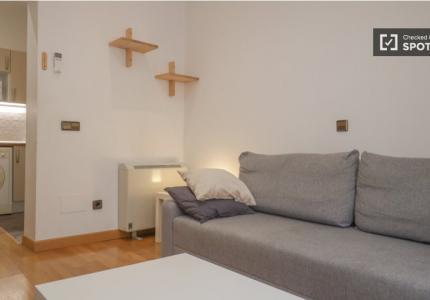 Piso en alquiler en Palacio, Madrid.