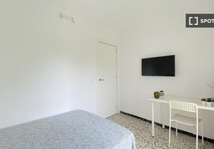 Se alquila habitación para compartir, La Paz-Las Golondrinas, Sevilla