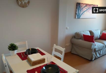 Apartamento de 2 dormitorios en alquiler en Alcalá de Henares