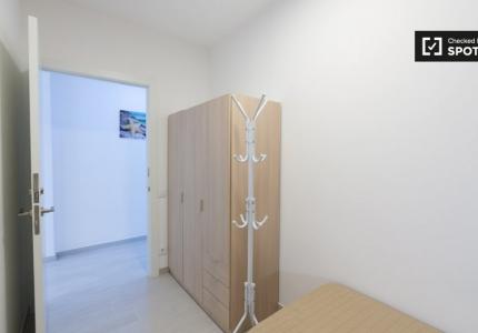 Bonita habitación en alquiler en el Eixample, Barcelona.