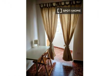 Habitación compartida de 4 habitaciones en Lugo, Las Palmas