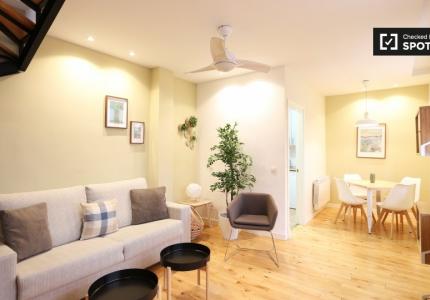 Amplio apartamento de 1 dormitorio en alquiler en Centro, Madrid