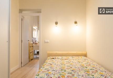 Piso de 1 dormitorio en alquiler en Berruguete, Madrid.